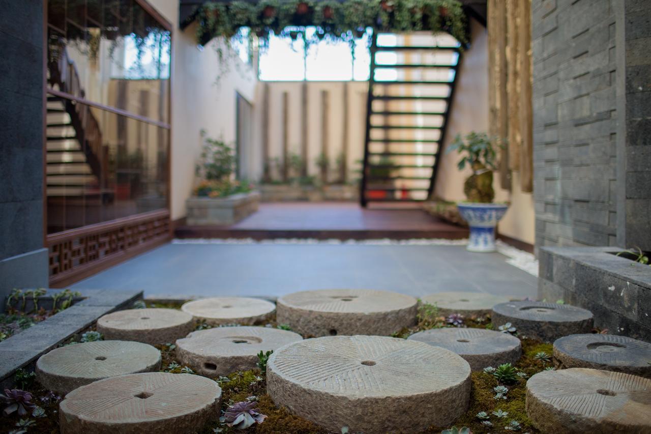 Walden Lugu Lake Zen Retreat Ninglang Yi Exterior foto